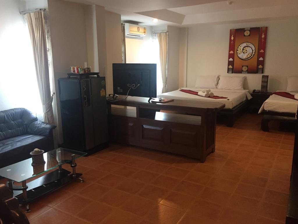 Wangburapa Grand Hotel Τσιάνγκ Μάι Εξωτερικό φωτογραφία