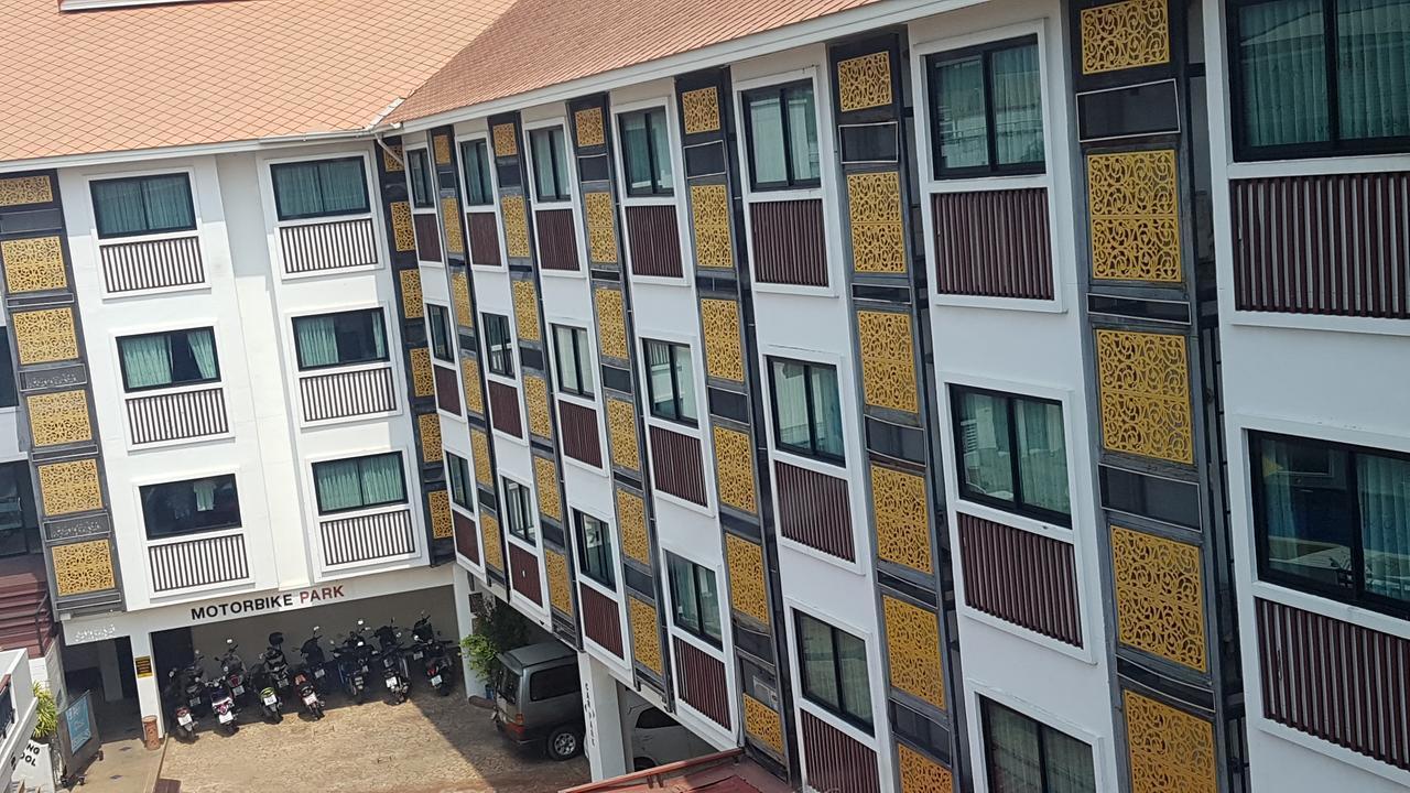 Wangburapa Grand Hotel Τσιάνγκ Μάι Εξωτερικό φωτογραφία