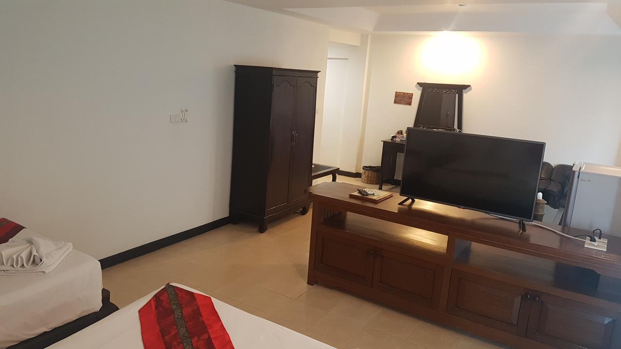 Wangburapa Grand Hotel Τσιάνγκ Μάι Εξωτερικό φωτογραφία